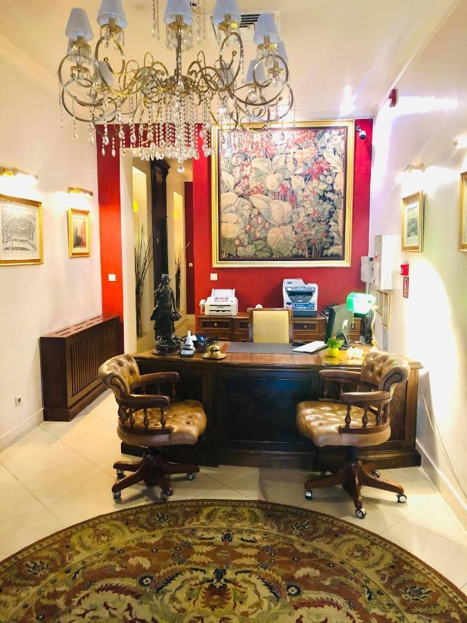 Hotel Angelo D'Oro Ploieşti Kültér fotó