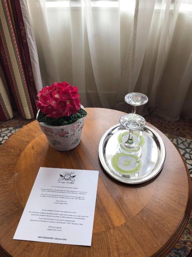 Hotel Angelo D'Oro Ploieşti Kültér fotó